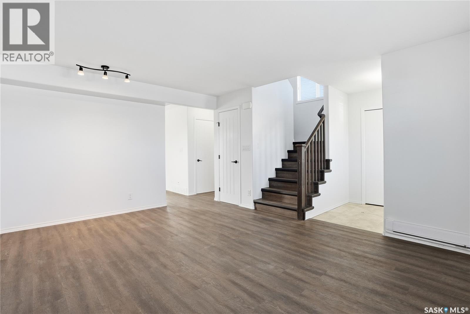 514 Klassen Crescent, Saskatoon, Saskatchewan  S7R 0G2 - Photo 36 - SK024603