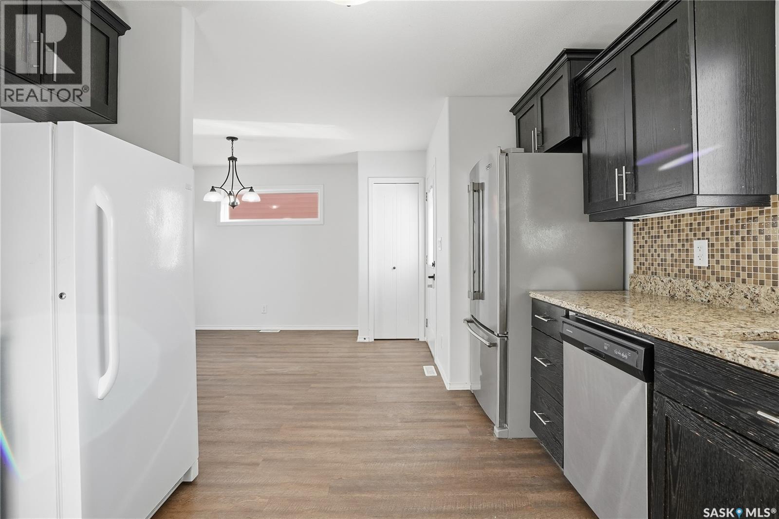 514 Klassen Crescent, Saskatoon, Saskatchewan  S7R 0G2 - Photo 6 - SK024603