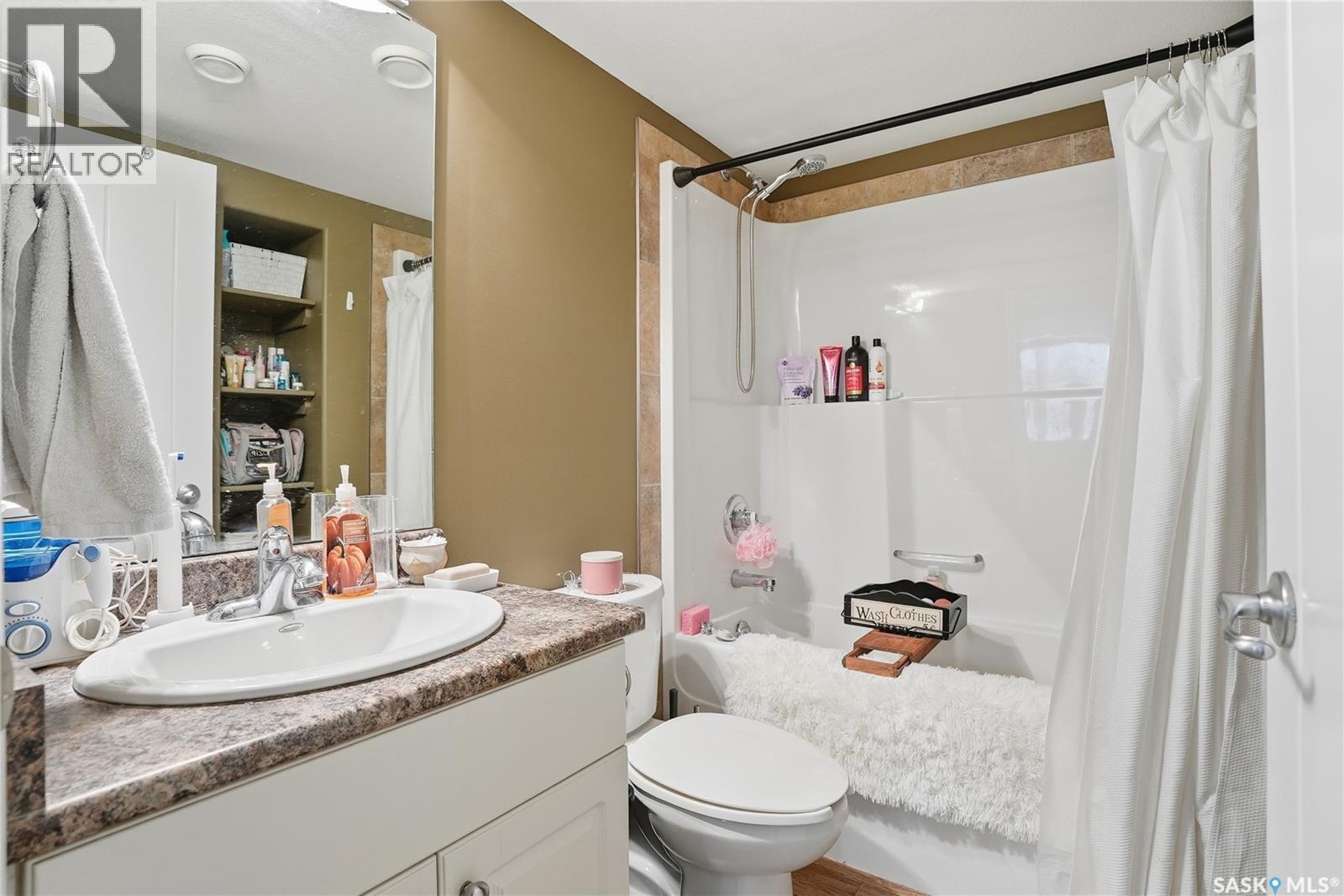 514 Klassen Crescent, Saskatoon, Saskatchewan  S7R 0G2 - Photo 7 - SK024603