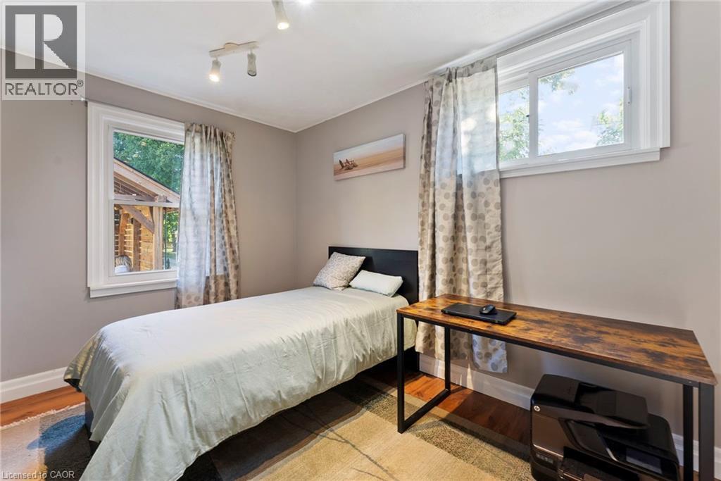 374 Sydenham Road, Hamilton, Ontario  L9H 5E2 - Photo 18 - 40779960