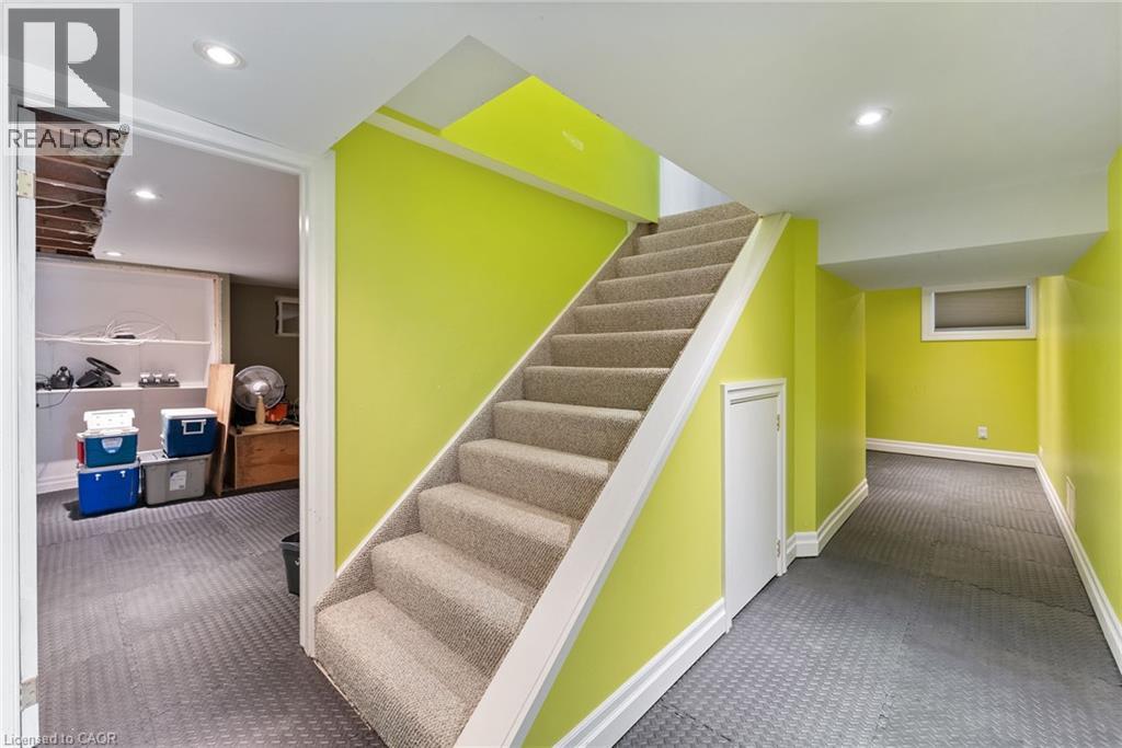 374 Sydenham Road, Hamilton, Ontario  L9H 5E2 - Photo 31 - 40779960