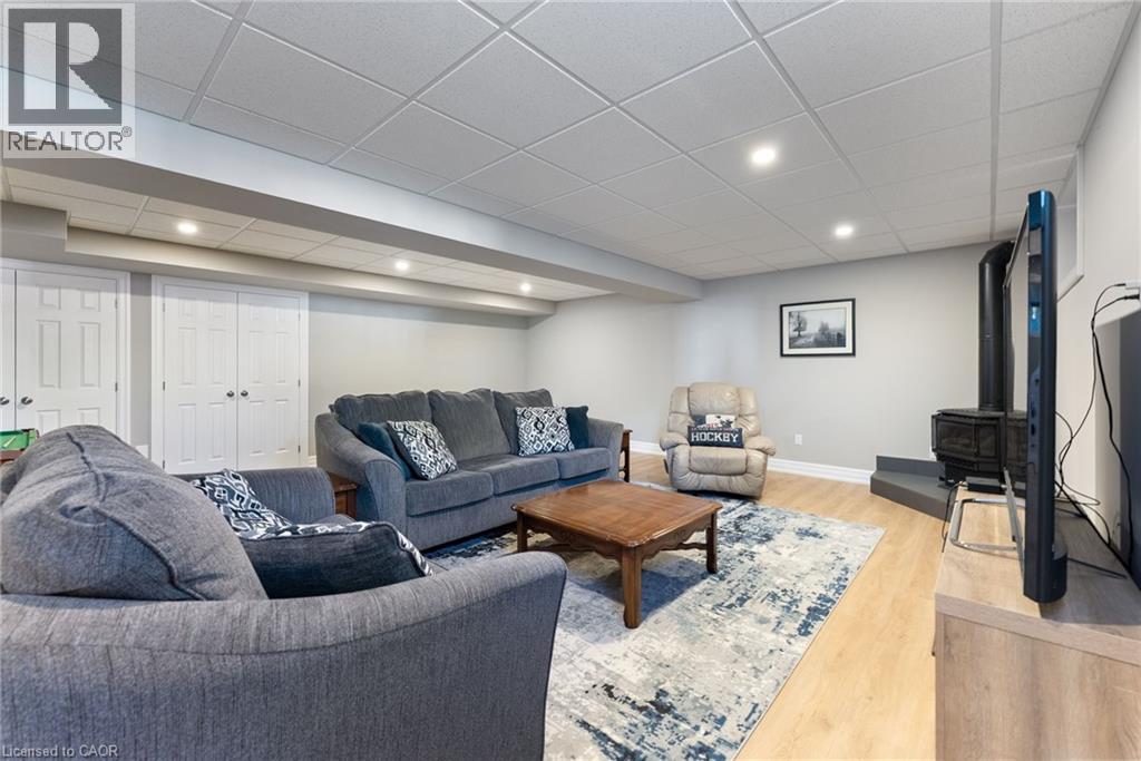 374 Sydenham Road, Hamilton, Ontario  L9H 5E2 - Photo 27 - 40779960