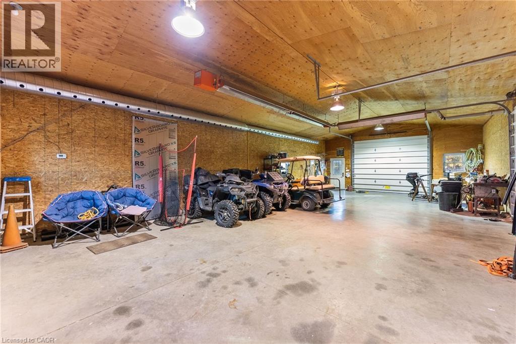 374 Sydenham Road, Hamilton, Ontario  L9H 5E2 - Photo 43 - 40779960