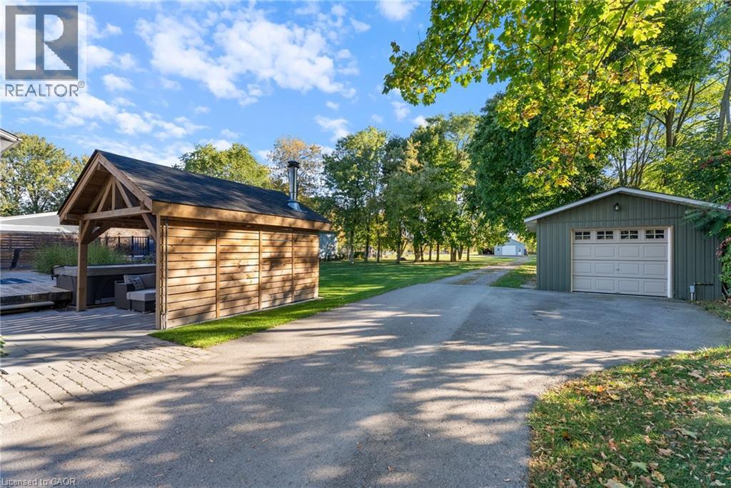 374 Sydenham Road, Hamilton, Ontario  L9H 5E2 - Photo 39 - 40779960