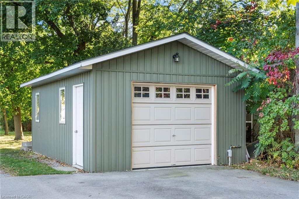 374 Sydenham Road, Hamilton, Ontario  L9H 5E2 - Photo 44 - 40779960