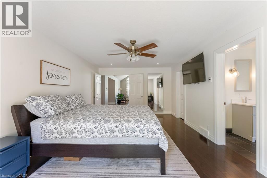 374 Sydenham Road, Hamilton, Ontario  L9H 5E2 - Photo 15 - 40779960