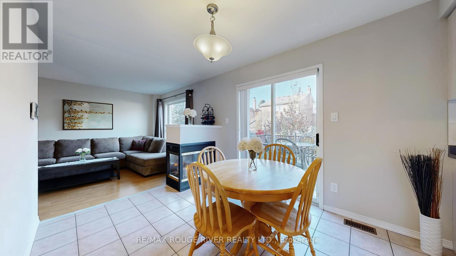 24 Adenmore Road, Toronto, Ontario M1C 5B4 - Photo 9 - E12572126