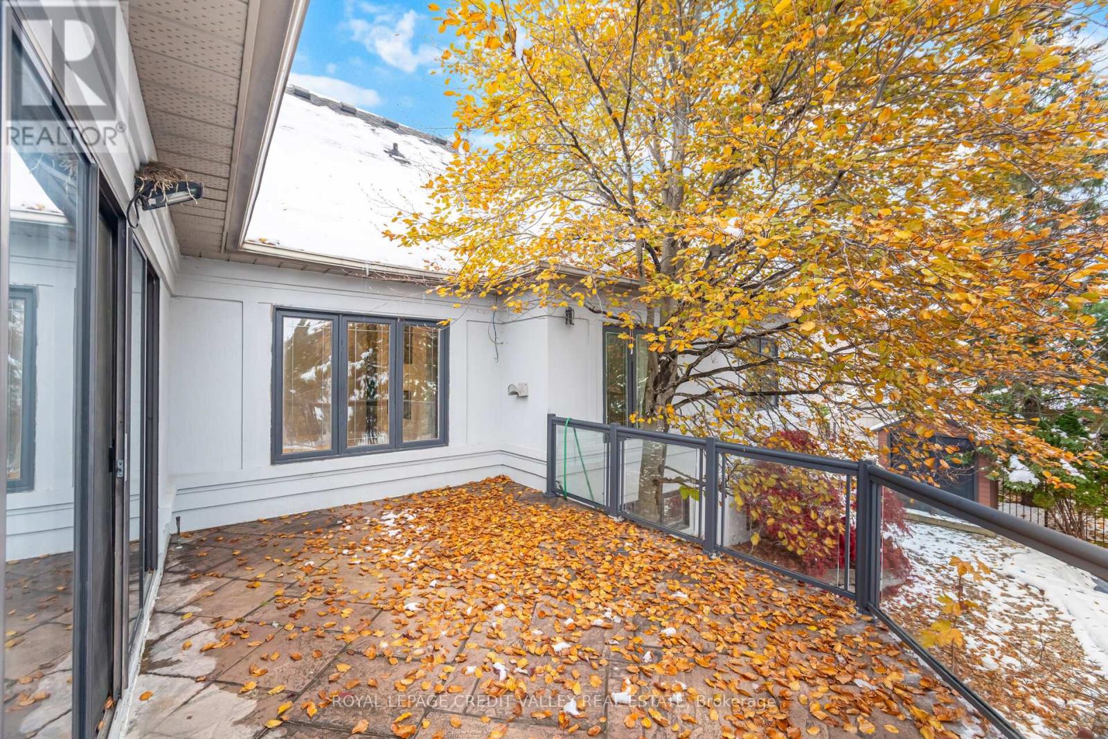 2 Huntingwood Court, Vaughan, Ontario L4H 1A7 - Photo 45 - N12571442