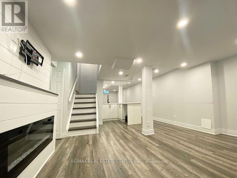 4230 Fuller Crescent, Burlington, Ontario  L7M 0M4 - Photo 27 - W12447457