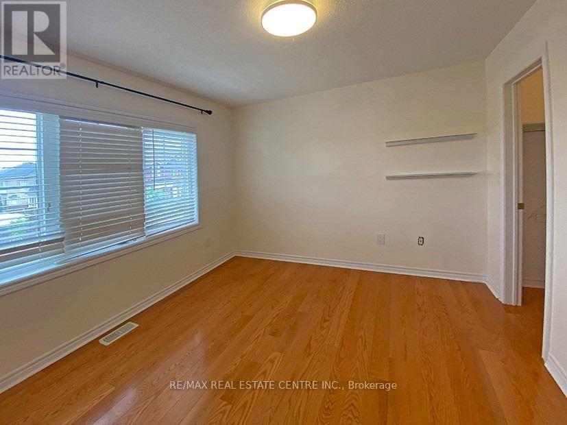 4230 Fuller Crescent, Burlington, Ontario  L7M 0M4 - Photo 17 - W12447457