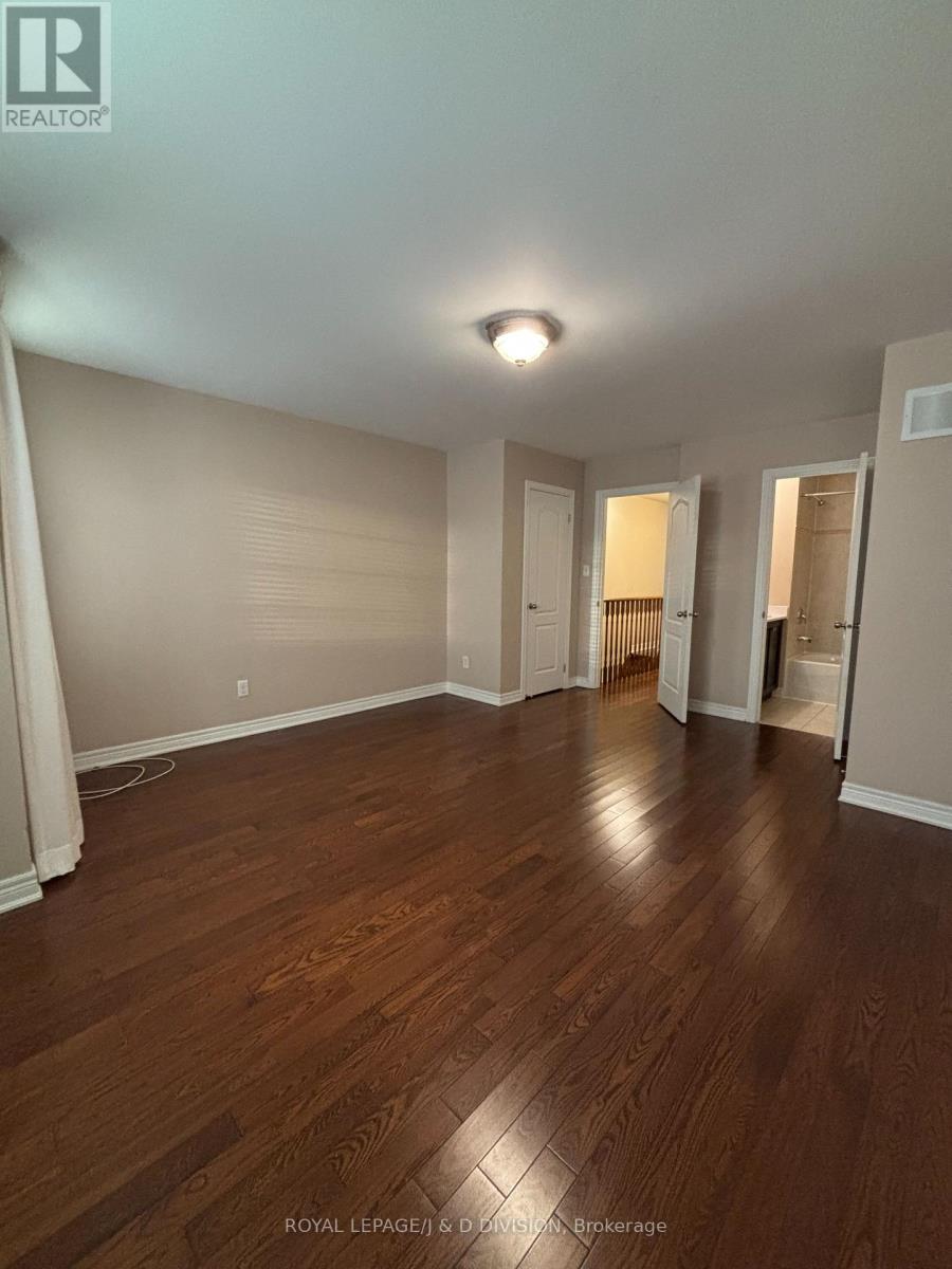 23a Yarrow Road, Toronto, Ontario  M6M 4E2 - Photo 9 - W12556934