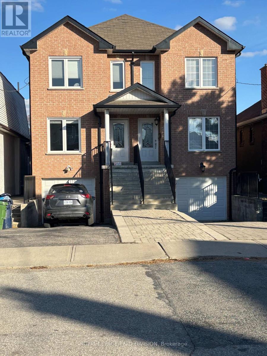 23A YARROW ROAD, Toronto, Ontario