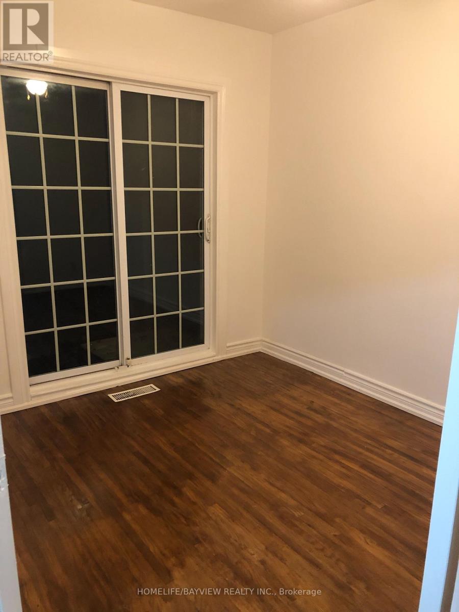 219 Alsace Road, Richmond Hill, Ontario  L4C 2W9 - Photo 5 - N12572780