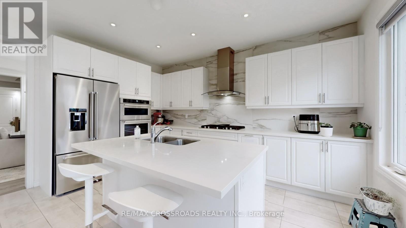 234 Wesmina Avenue, Whitchurch-Stouffville, Ontario  L4A 5C2 - Photo 13 - N12572792