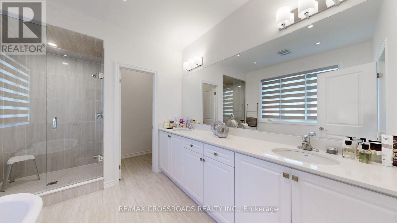 234 Wesmina Avenue, Whitchurch-Stouffville, Ontario  L4A 5C2 - Photo 32 - N12572792