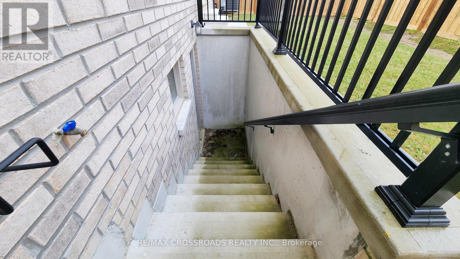 234 Wesmina Avenue, Whitchurch-Stouffville, Ontario  L4A 5C2 - Photo 47 - N12572792