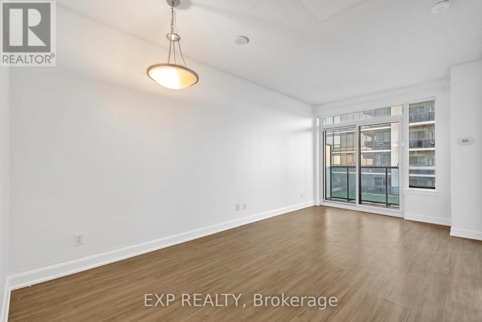 1011 - 7167 Yonge Street, Markham, Ontario  L3T 0E1 - Photo 3 - N12572800