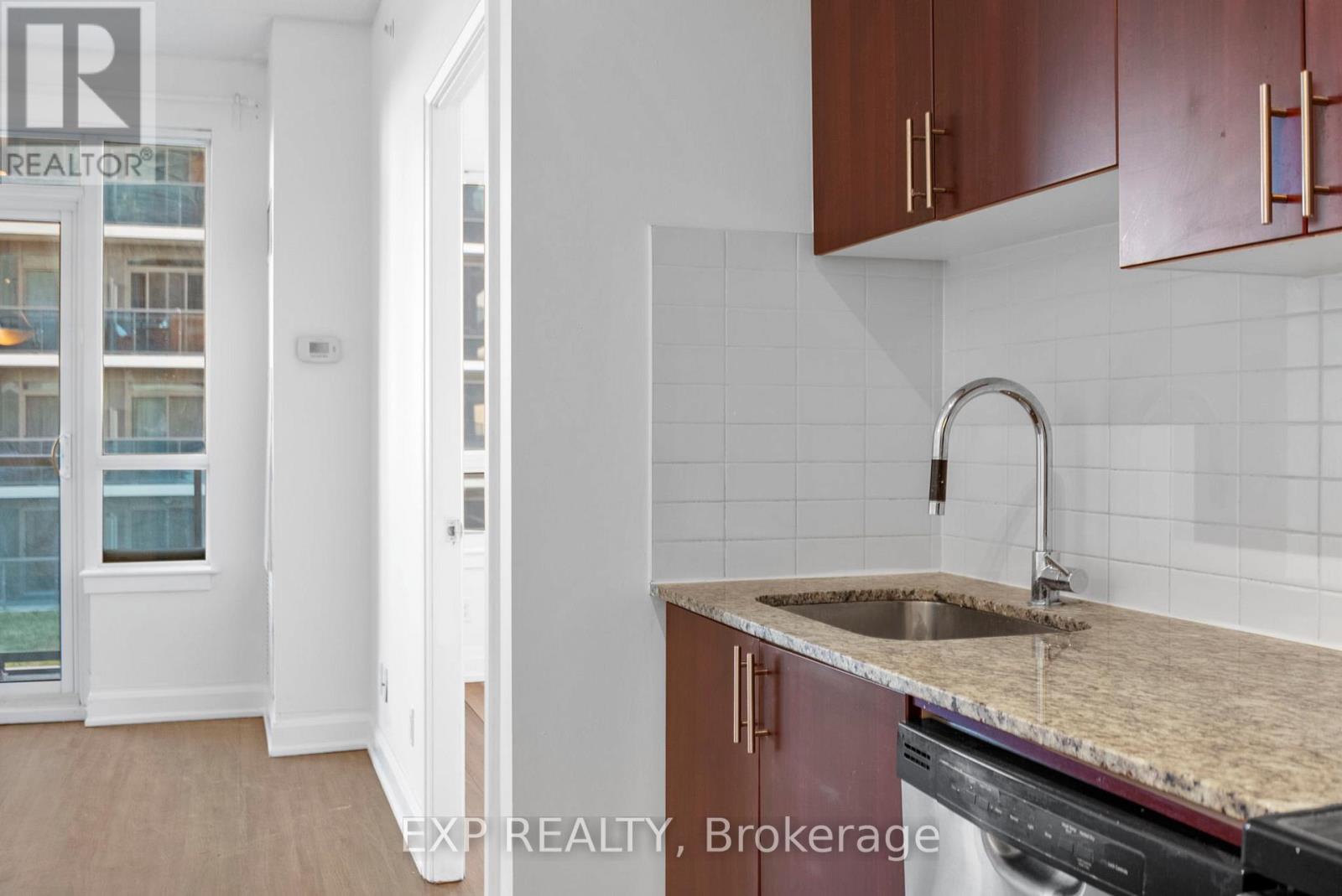 1011 - 7167 Yonge Street, Markham, Ontario  L3T 0E1 - Photo 6 - N12572800