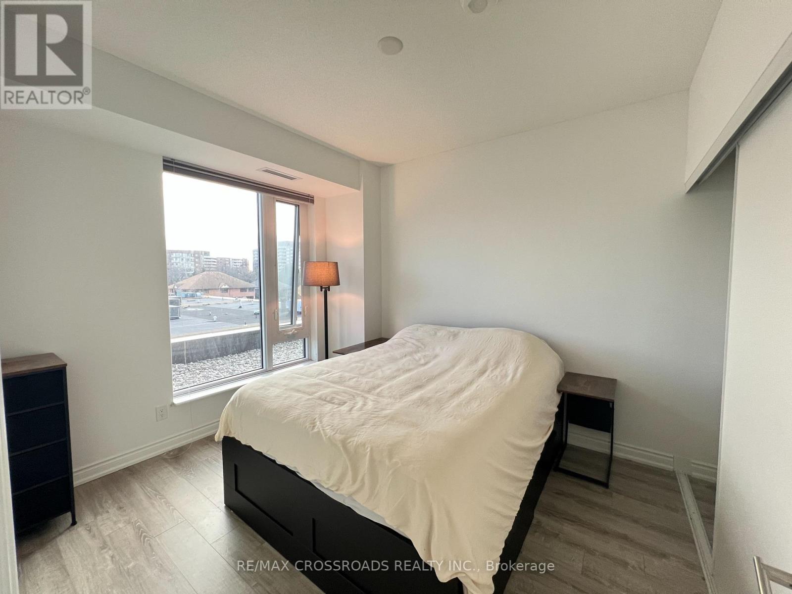 202 - 9618 Yonge Street, Richmond Hill, Ontario  L4C 0X5 - Photo 13 - N12572836