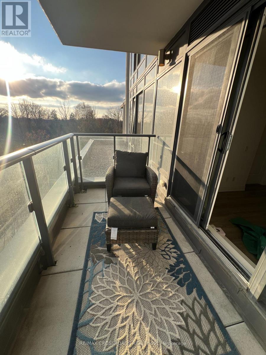 202 - 9618 Yonge Street, Richmond Hill, Ontario  L4C 0X5 - Photo 17 - N12572836