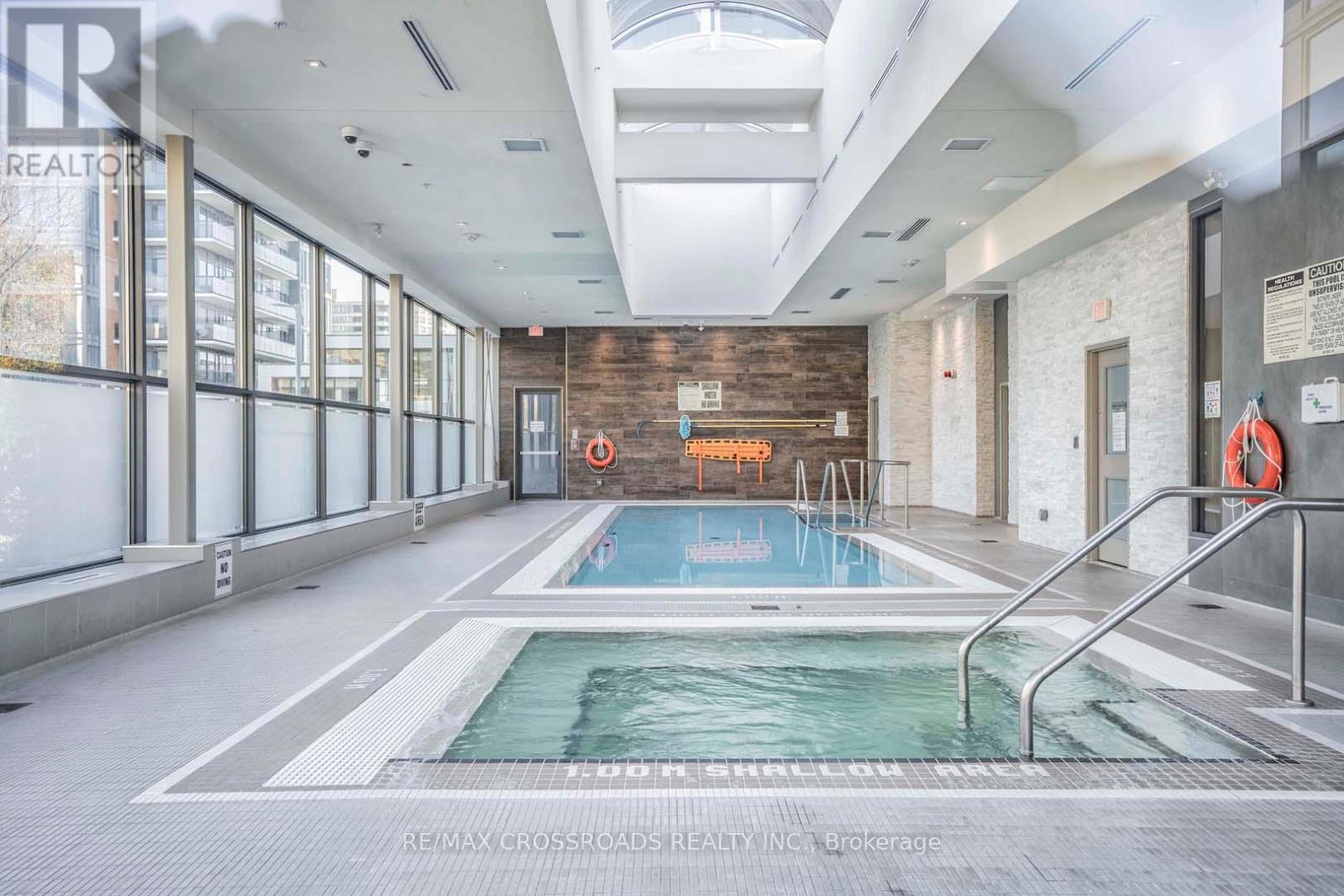 202 - 9618 Yonge Street, Richmond Hill, Ontario  L4C 0X5 - Photo 23 - N12572836