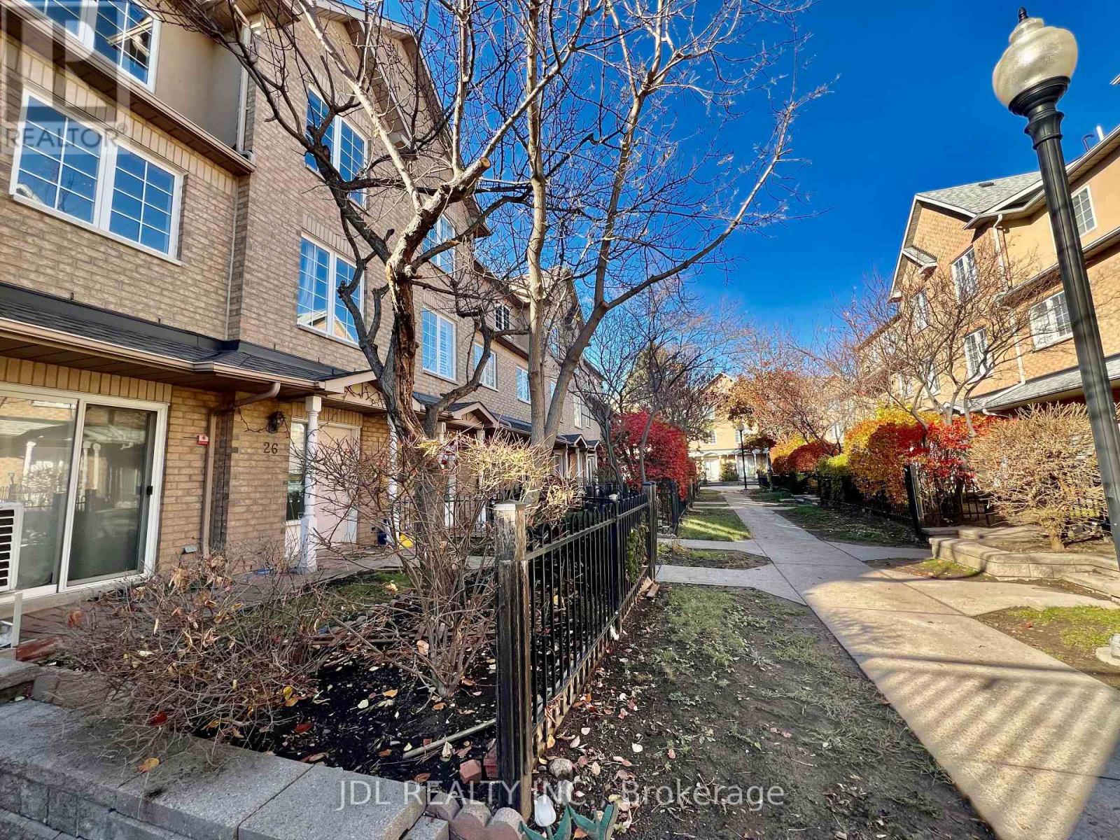 26 - 10 Cox Boulevard, Markham, Ontario  L3R 4G2 - Photo 2 - N12572862