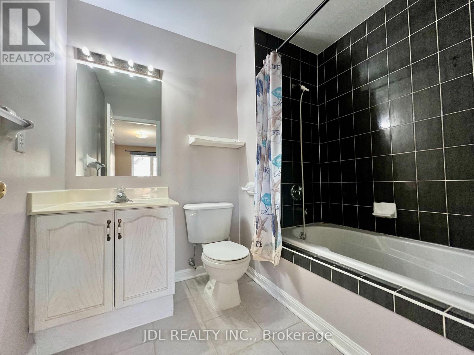 26 - 10 Cox Boulevard, Markham, Ontario  L3R 4G2 - Photo 20 - N12572862