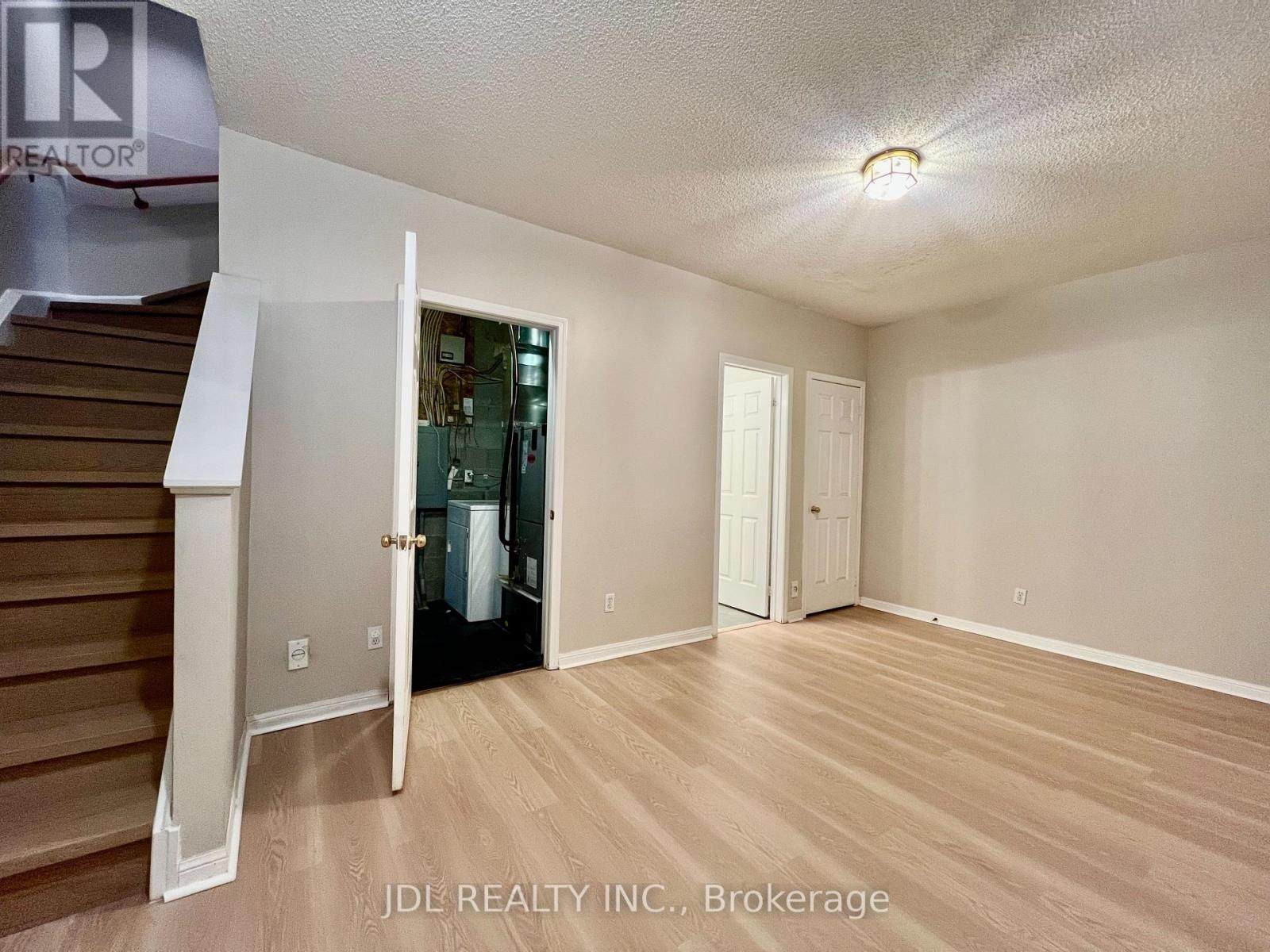 26 - 10 Cox Boulevard, Markham, Ontario  L3R 4G2 - Photo 21 - N12572862