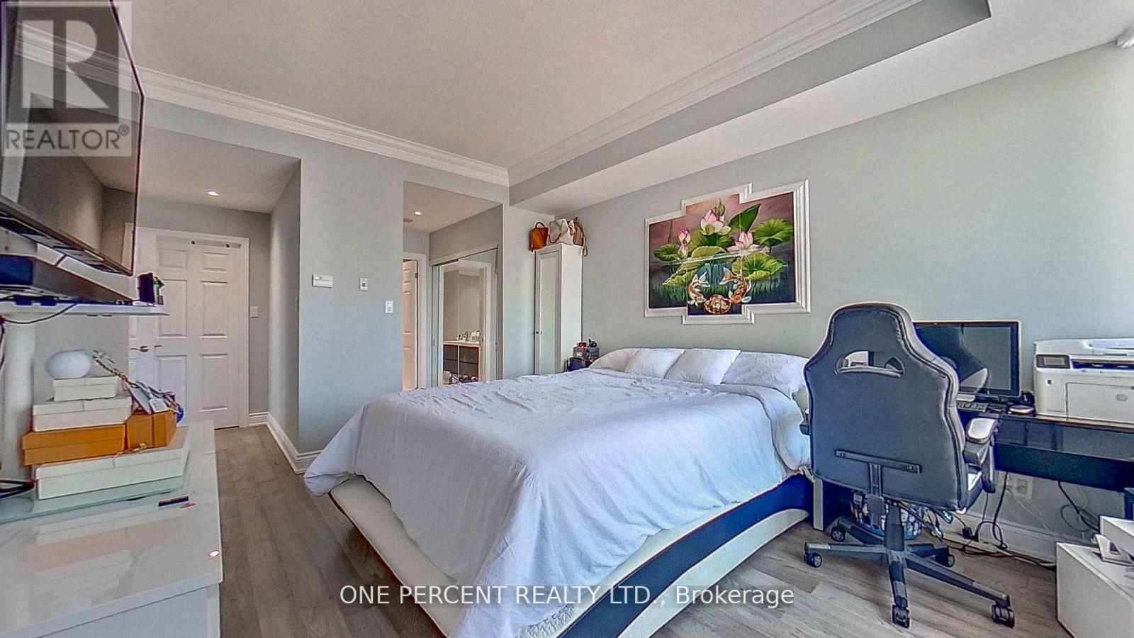 604 - 33 Ellen Street, Barrie, Ontario  L4N 6E9 - Photo 15 - S12572776