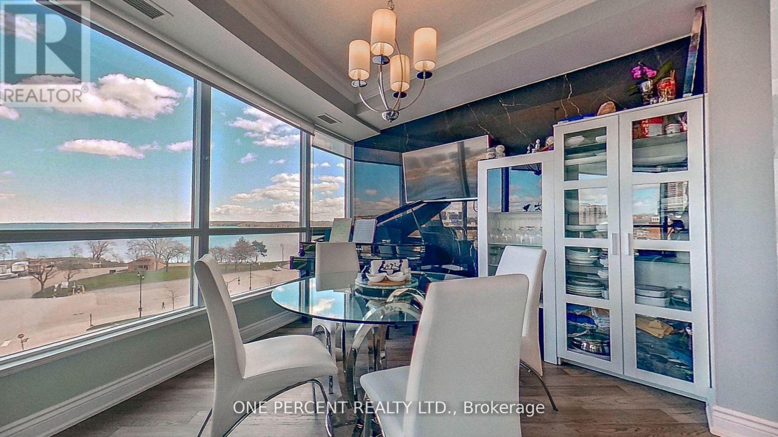 604 - 33 Ellen Street, Barrie, Ontario  L4N 6E9 - Photo 8 - S12572776