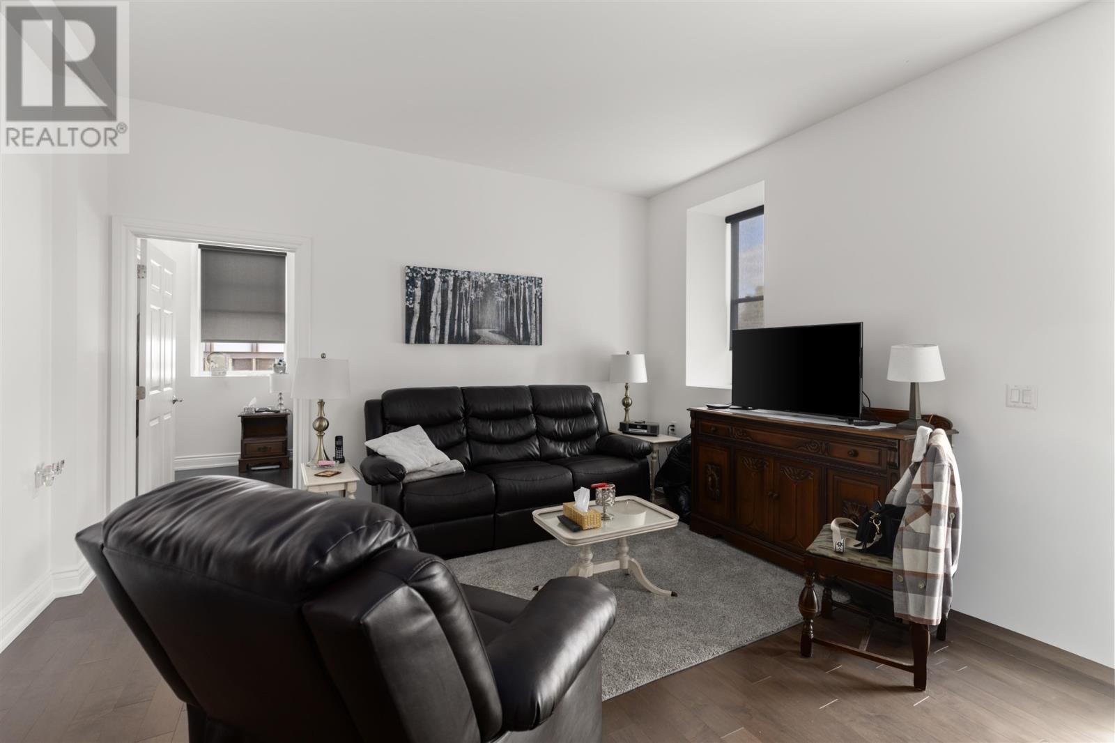 969 Queen St E # 203, Sault Ste. Marie, Ontario  P6A 2C2 - Photo 3 - SM253110