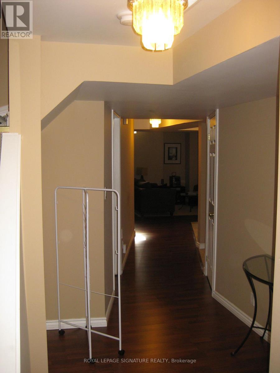 Lower - 1026 Costigan Road, Milton, Ontario  L9T 6N6 - Photo 16 - W12572732