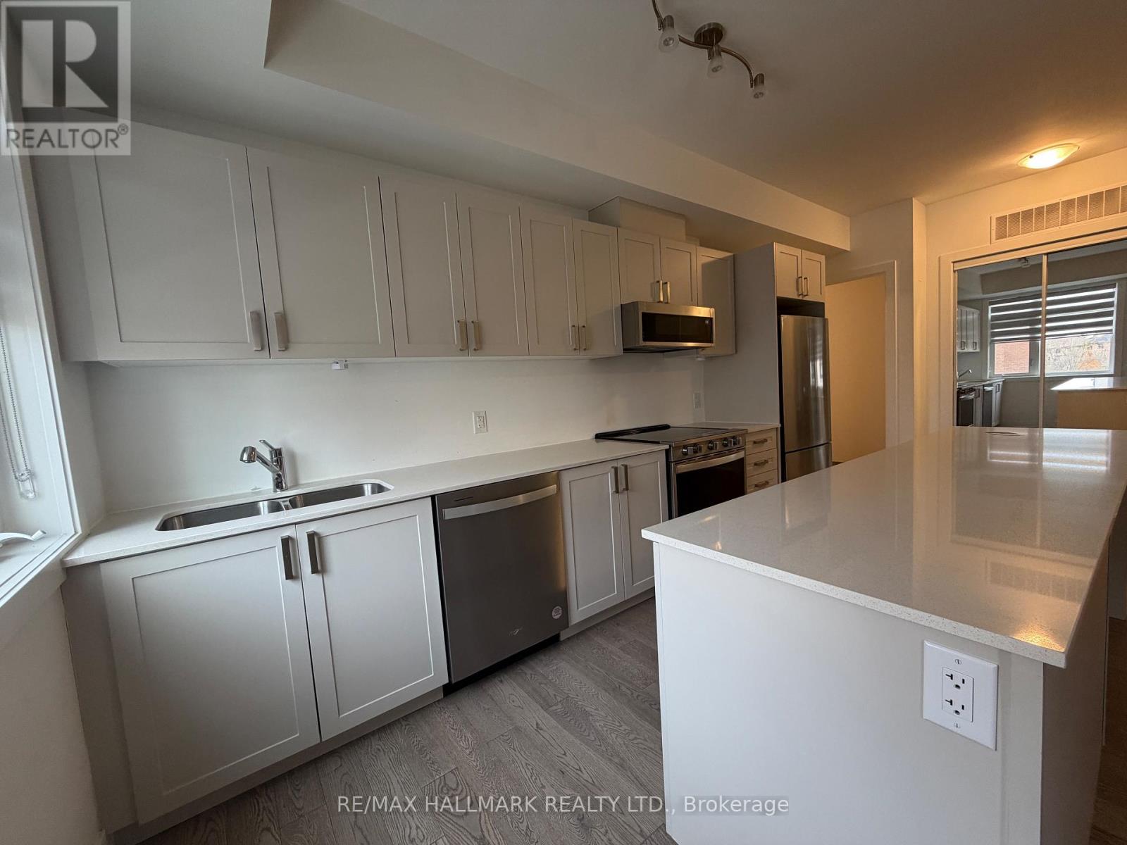 216 - 1085 Douglas Mccurdy Common, Mississauga, Ontario  L5G 4B1 - Photo 44 - W12572762