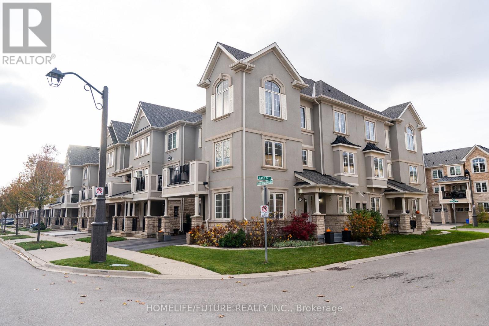 275 ELLEN DAVIDSON DRIVE, Oakville, Ontario