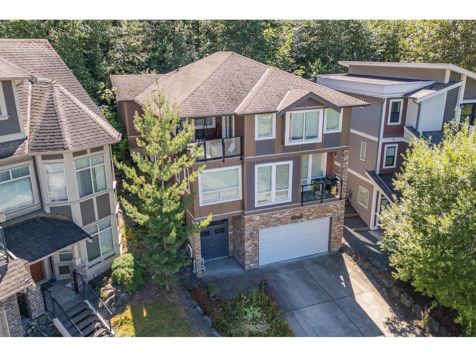 47202 Skyline Drive, Promontory, Chilliwack, British Columbia  V2R 0R4 - Photo 2 - R3068379