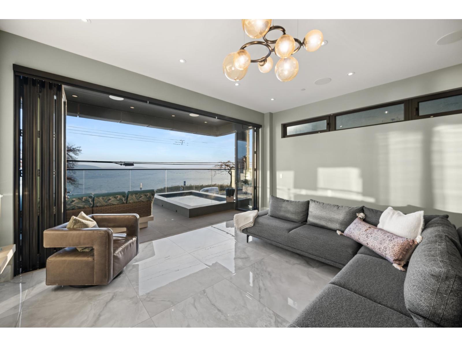 14555 Marine Drive, White Rock, British Columbia V4B 1B5 - Photo 22 - R3069349