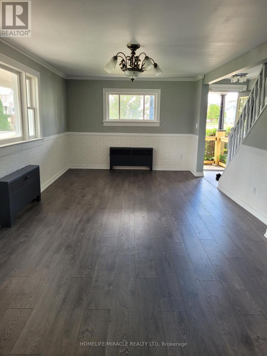 15 Francis Street, Quinte West, Ontario  K8V 1S4 - Photo 12 - X12572852