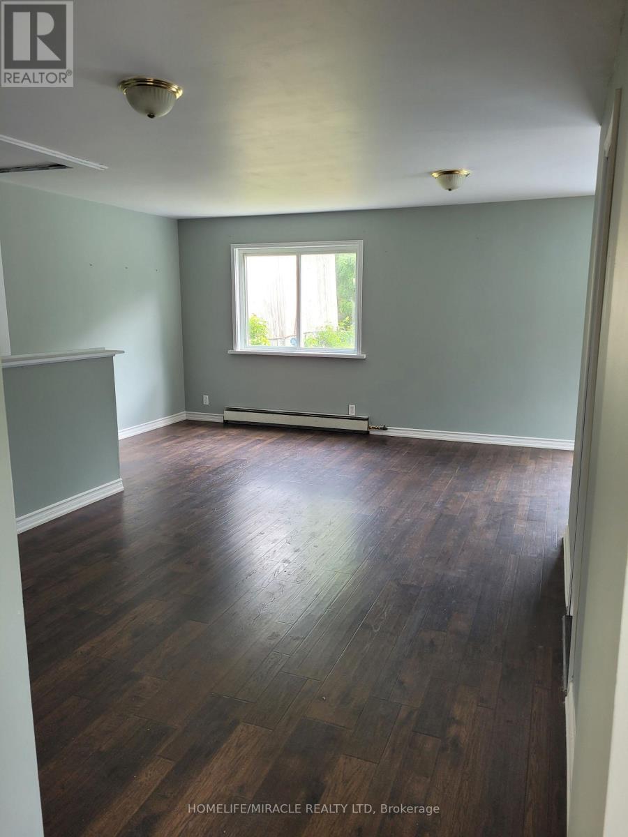 15 Francis Street, Quinte West, Ontario  K8V 1S4 - Photo 18 - X12572852