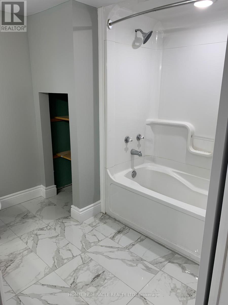 15 Francis Street, Quinte West, Ontario  K8V 1S4 - Photo 21 - X12572852