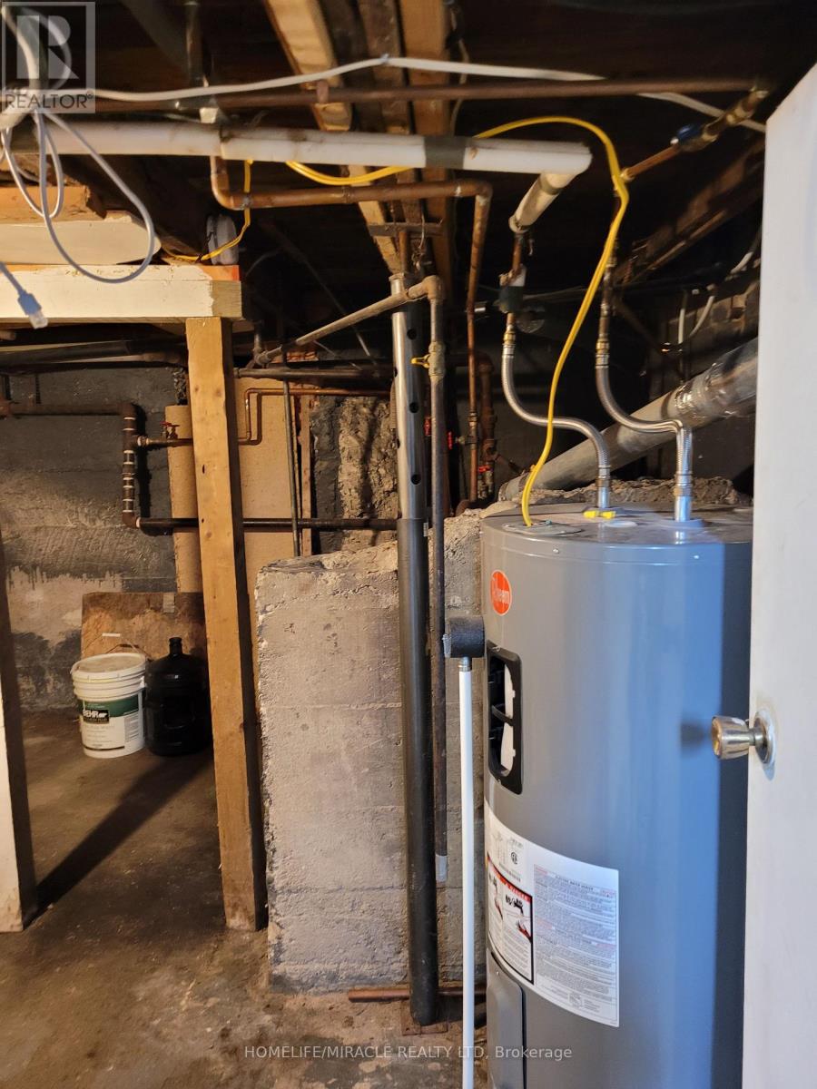 15 Francis Street, Quinte West, Ontario  K8V 1S4 - Photo 25 - X12572852