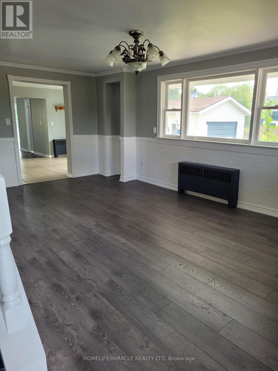 15 Francis Street, Quinte West, Ontario  K8V 1S4 - Photo 8 - X12572852