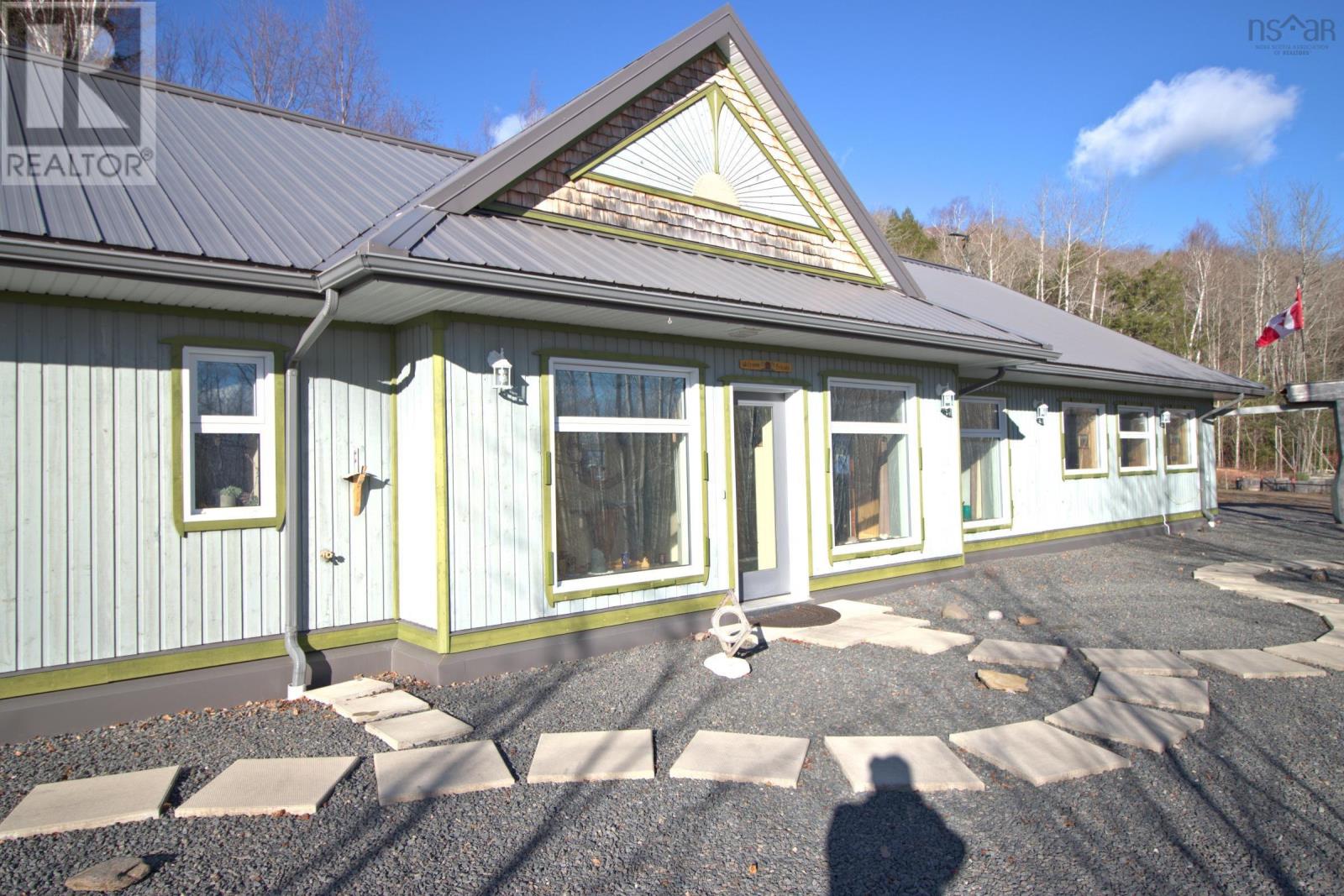 516 Burgess Mountain Road, Woodville, Nova Scotia  B0P 1G0 - Photo 6 - 202528486