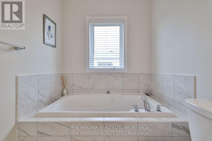 77 Keelson Street, Welland, Ontario  L3B 0M4 - Photo 20 - X12572958