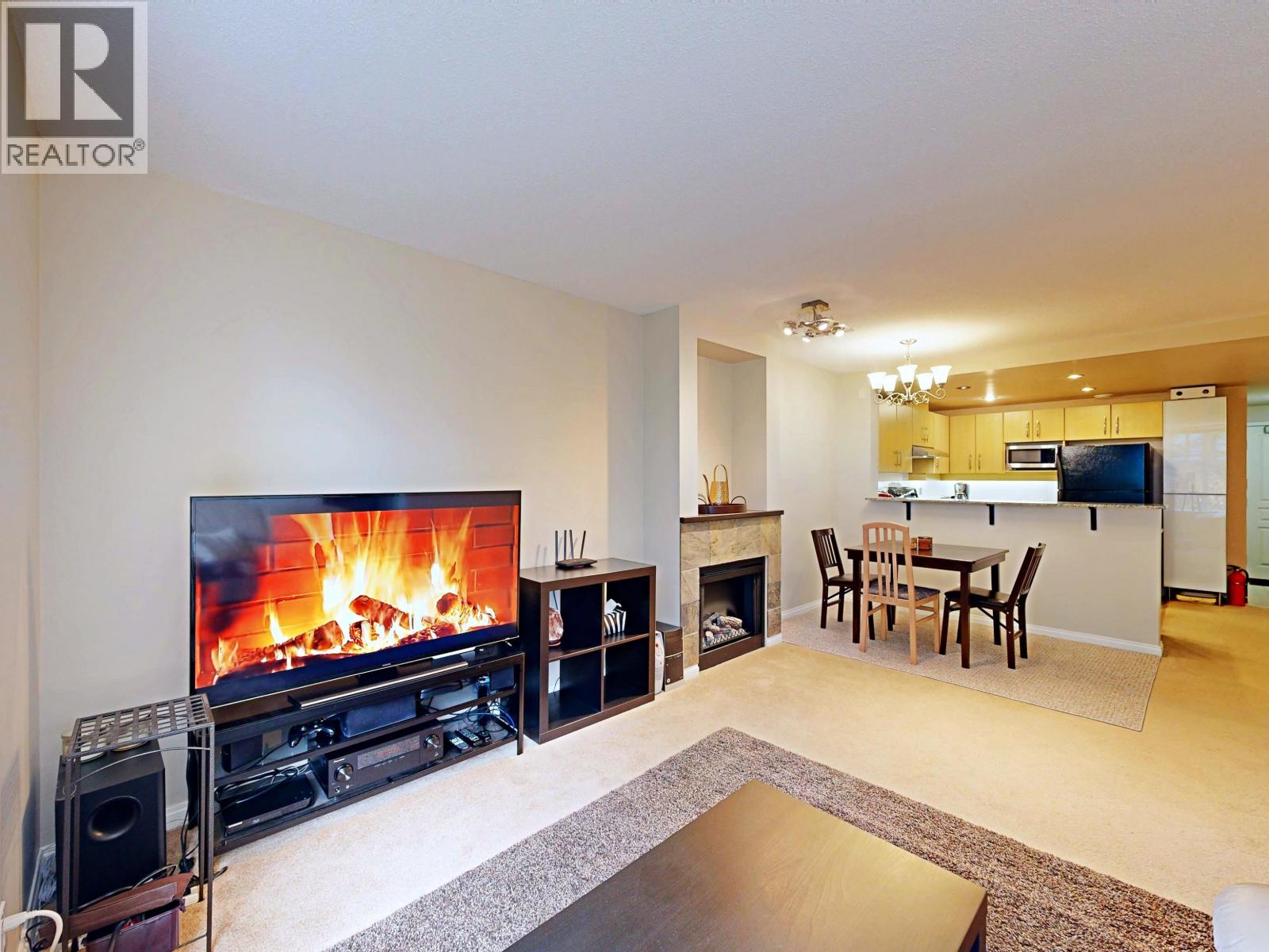 101 9298 University Crescent, Burnaby, British Columbia  V5A 4X8 - Photo 4 - R3069633