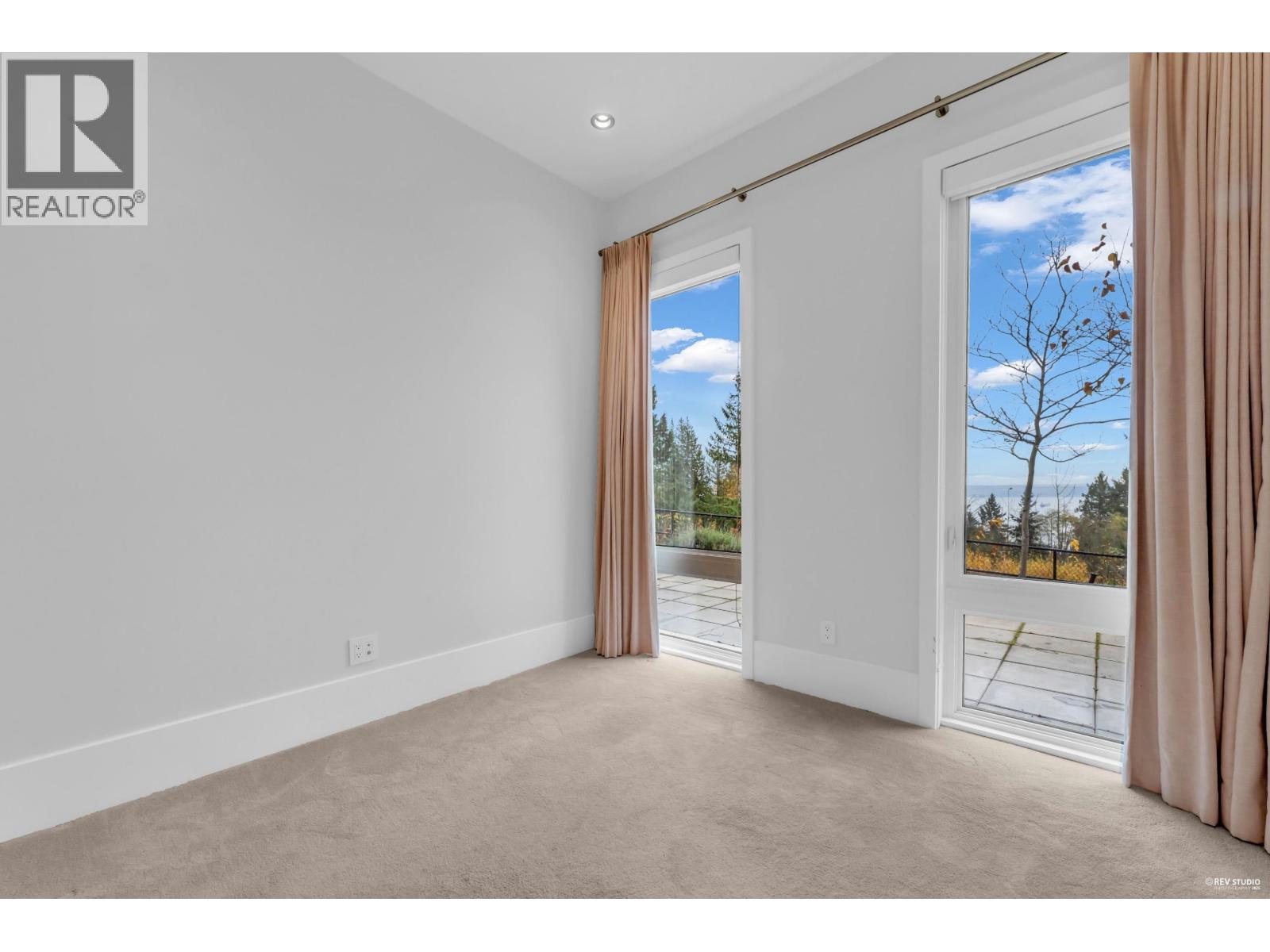 3018 Burfield Place, West Vancouver, British Columbia  V7S 0A9 - Photo 28 - R3069632