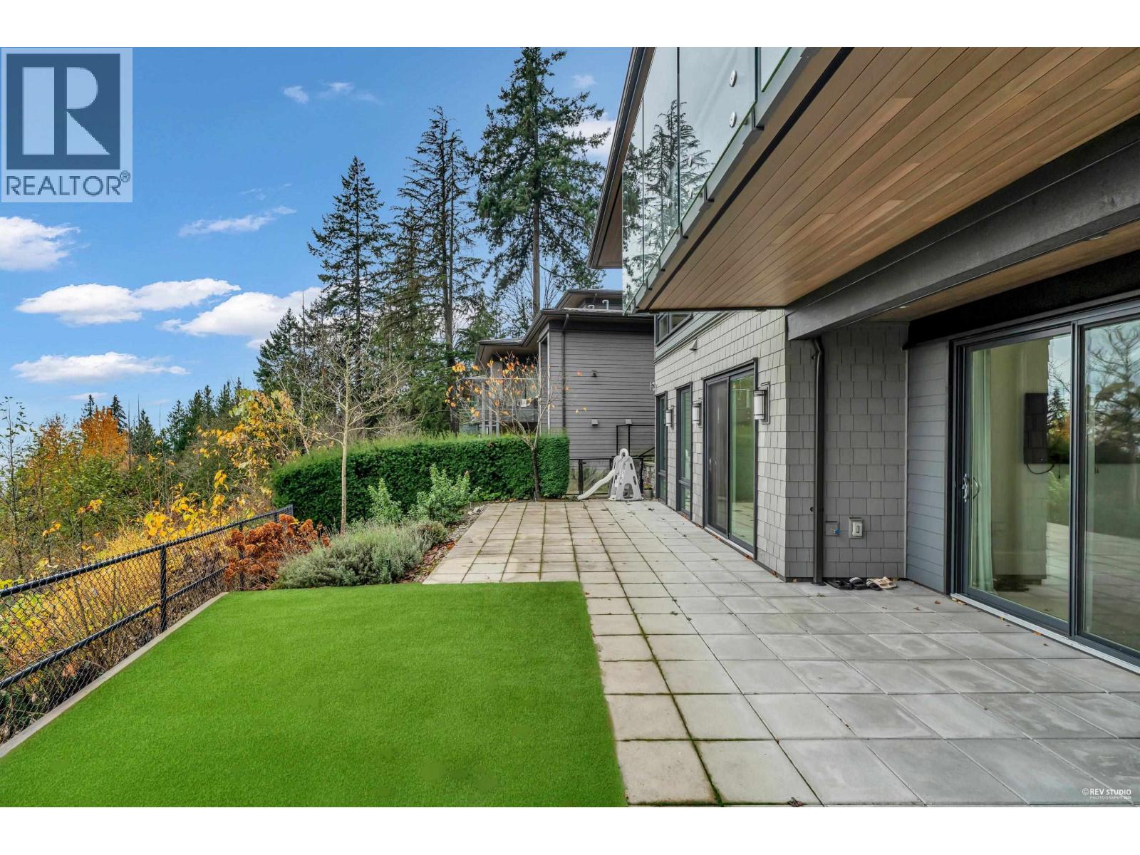 3018 Burfield Place, West Vancouver, British Columbia  V7S 0A9 - Photo 34 - R3069632