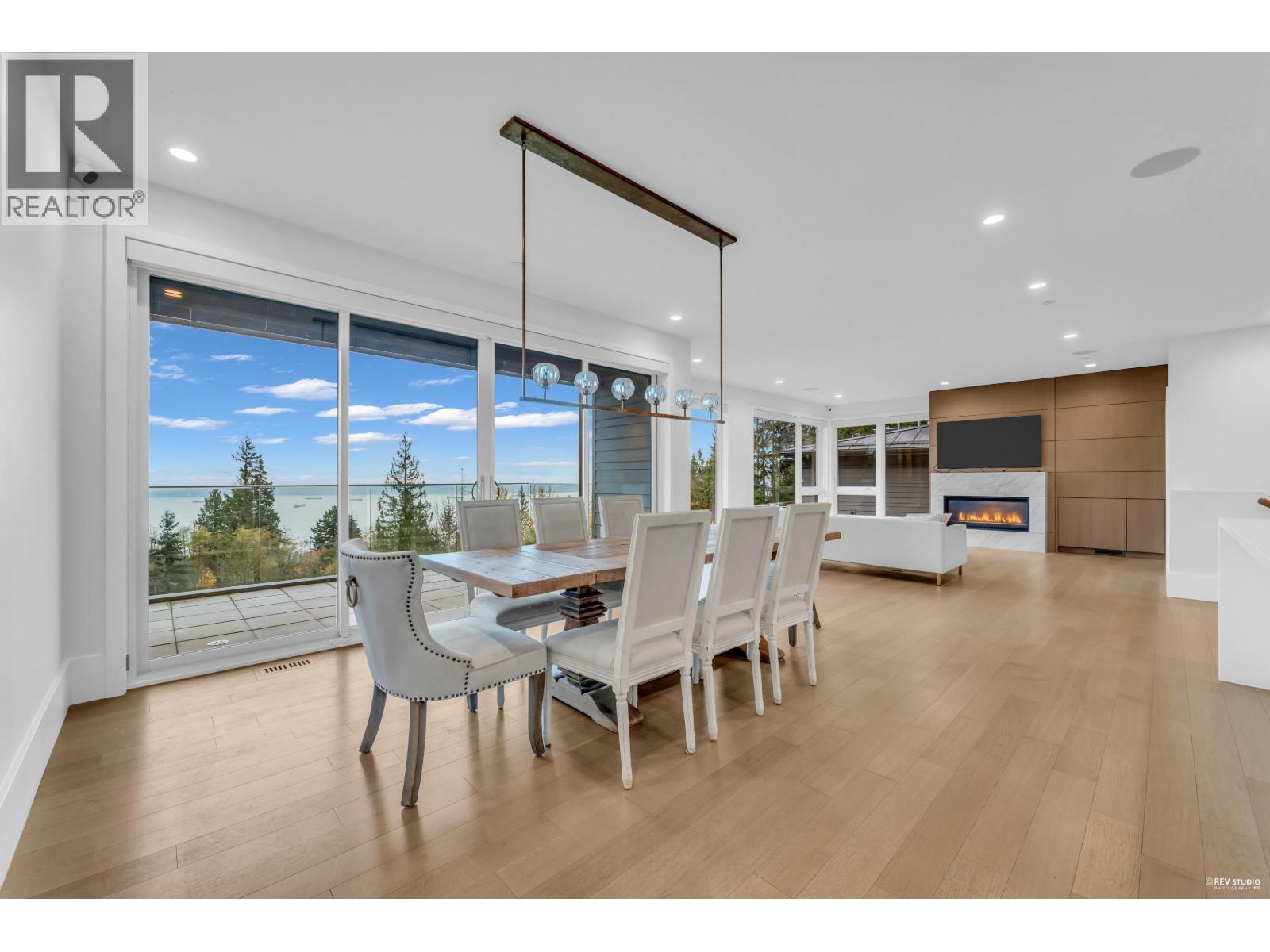 3018 Burfield Place, West Vancouver, British Columbia  V7S 0A9 - Photo 6 - R3069632