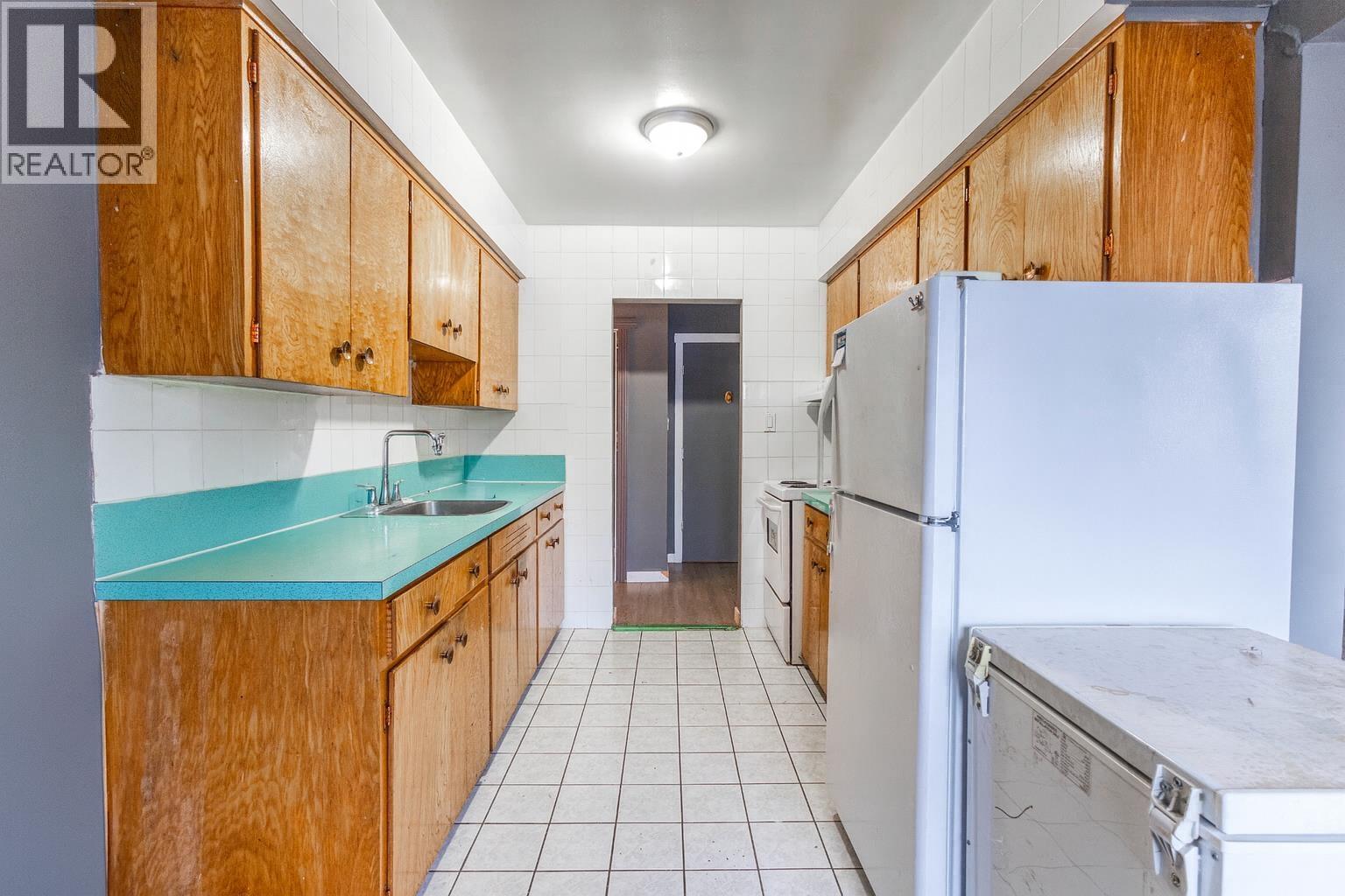 6653 Main Street, Vancouver, British Columbia  V5X 3H3 - Photo 13 - C8074021