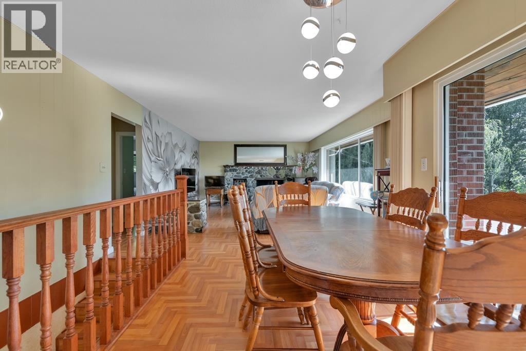 9370 263 Street, Maple Ridge, British Columbia  V2W 1K3 - Photo 3 - R3061745