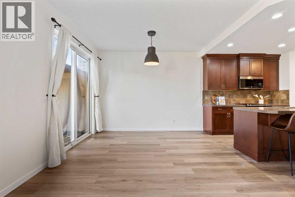 8 Brightoncrest Way Se, Calgary, Alberta  T2Z 0V7 - Photo 10 - A2269366